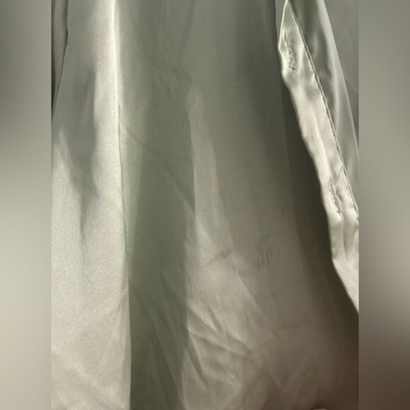 Green SHEIN curve button up - Picture 4 of 4